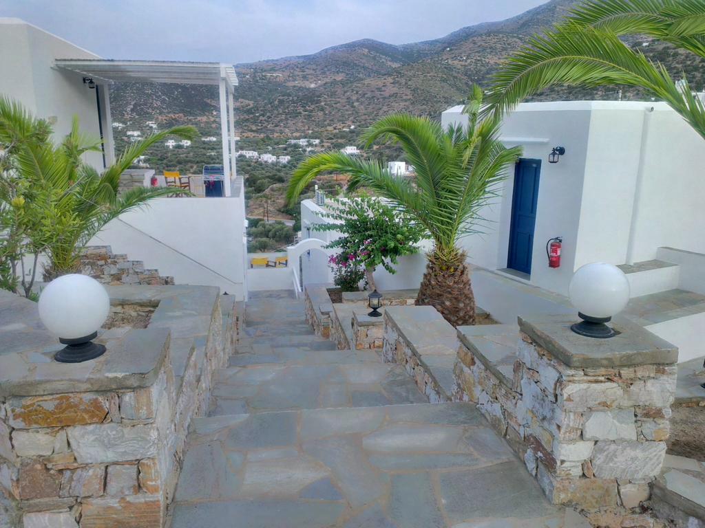 Venikouas Hotel Platis Gialos  Bagian luar foto